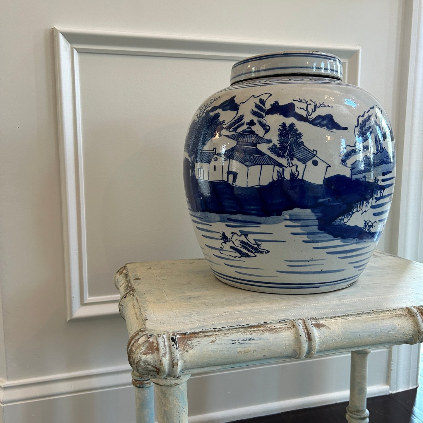 Qing Dynasty Blue and White Ginger Jar